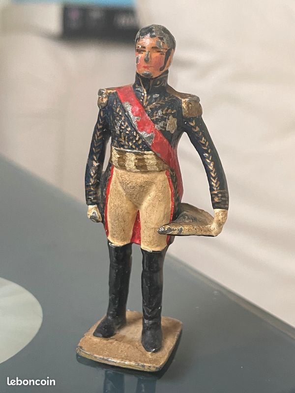 Figurine Vertunni - Mademoiselle De Romans, Occasion