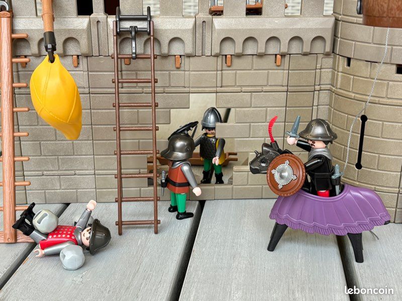 PLAYMOBIL LOT ACCESSOIRES Personnage Chevalier Chateau Moyen Age EUR 2