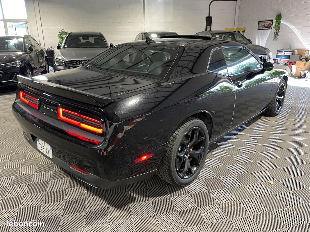 Dodge Challenger SXT V6 3.6 305CH -FLEXFUEL-IMMATRICULÉE FRANCE- (image 6)