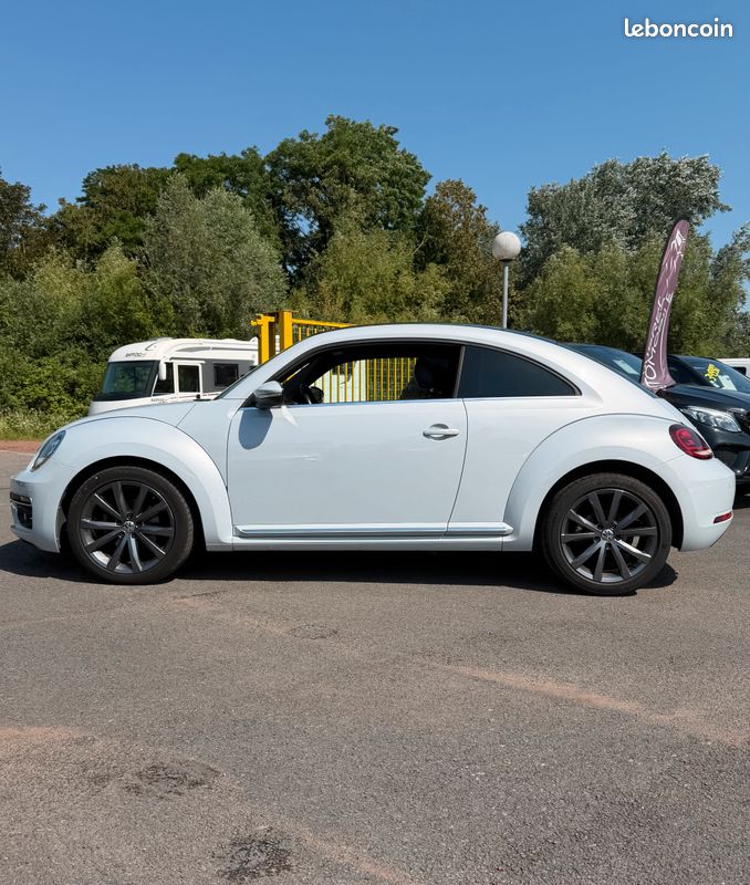 Volkswagen BEETLE COCCINELLE 2.0 TDI 110ch Couture (image 5)