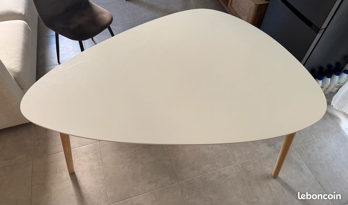 Table à manger (image 2)