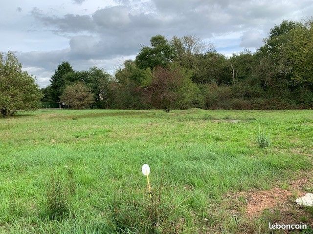 Parcelle 950 m², 500 m centre Leclerc NEVERS · à Coulanges-lès-Nevers · 75 000 €