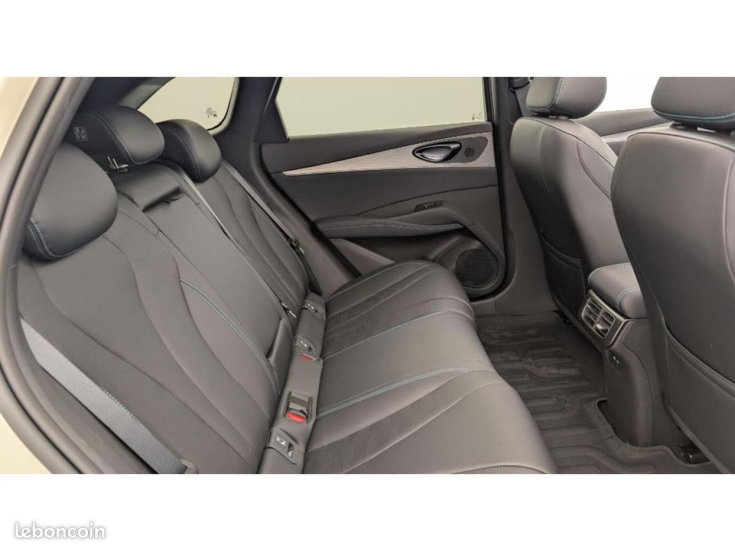 BYD SEAL 6 Touring 1.5 - 212 TOURING BREAK Comfort (image 20)