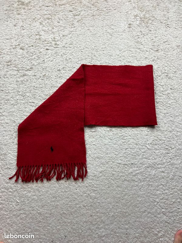 Echarpe Ralph Lauren rouge logo brodé noir 100% Laine d'agneau n°19 (image 2)