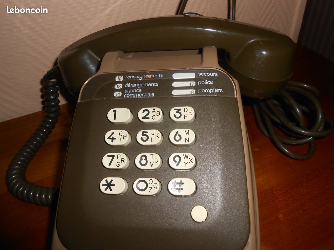 Téléphone "SOCOTEL S.63" 1983 (image 1)