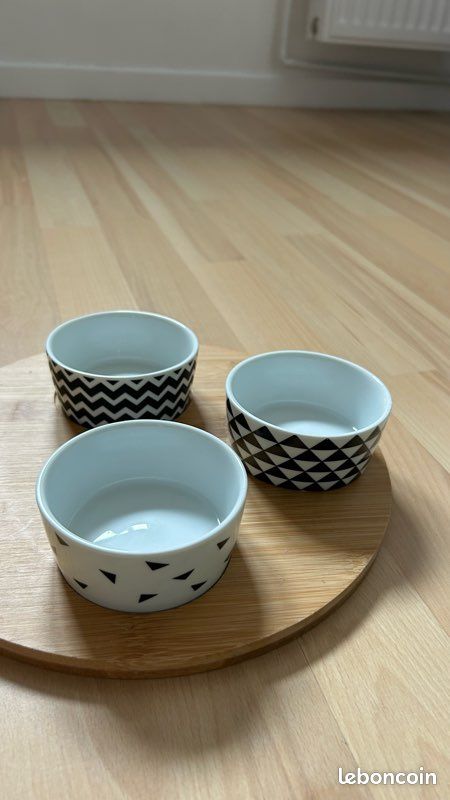 Lot de 3 coupelles et plateau (image 2)