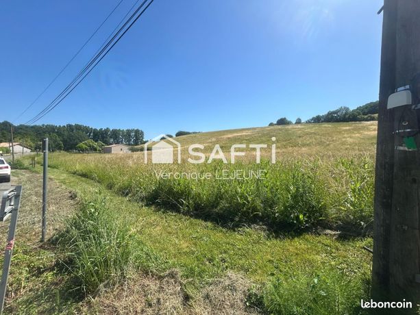 Terrain 1130 m² SAINT-CAPRAIS-DE-LERM