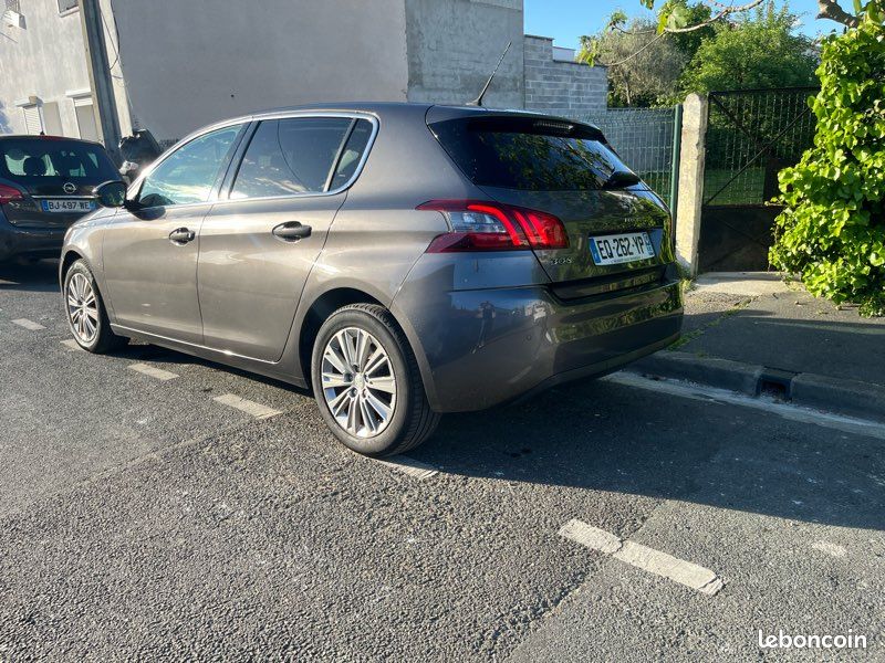 Peugeot 308 120 ch (image 2)