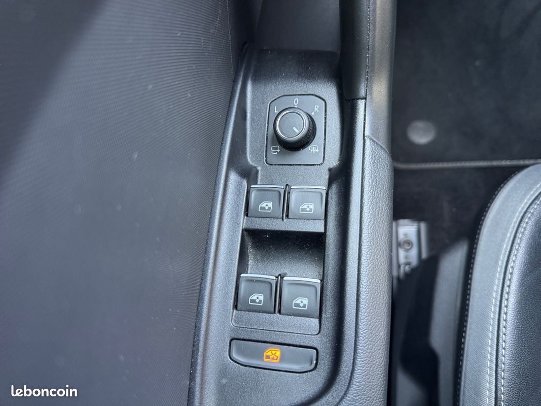 AUDI A1 SPORTBACK S-LINE Carplay Camera Garantie 12 mois (image 22)
