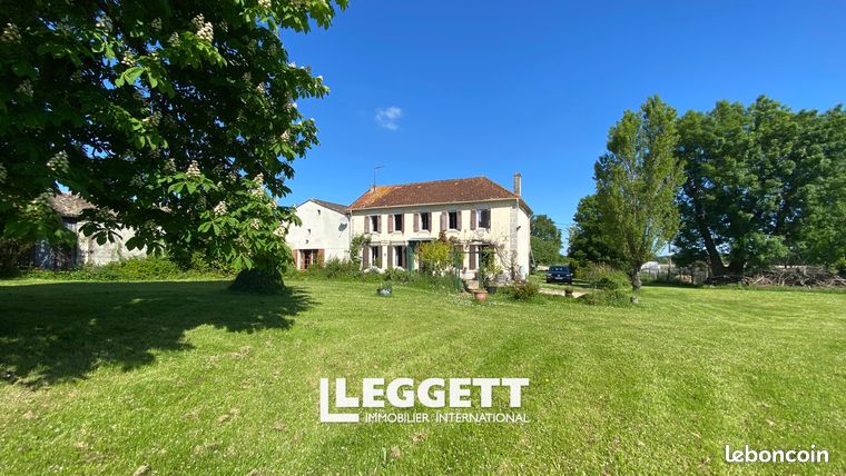 Maison 6 pièces 210 m²