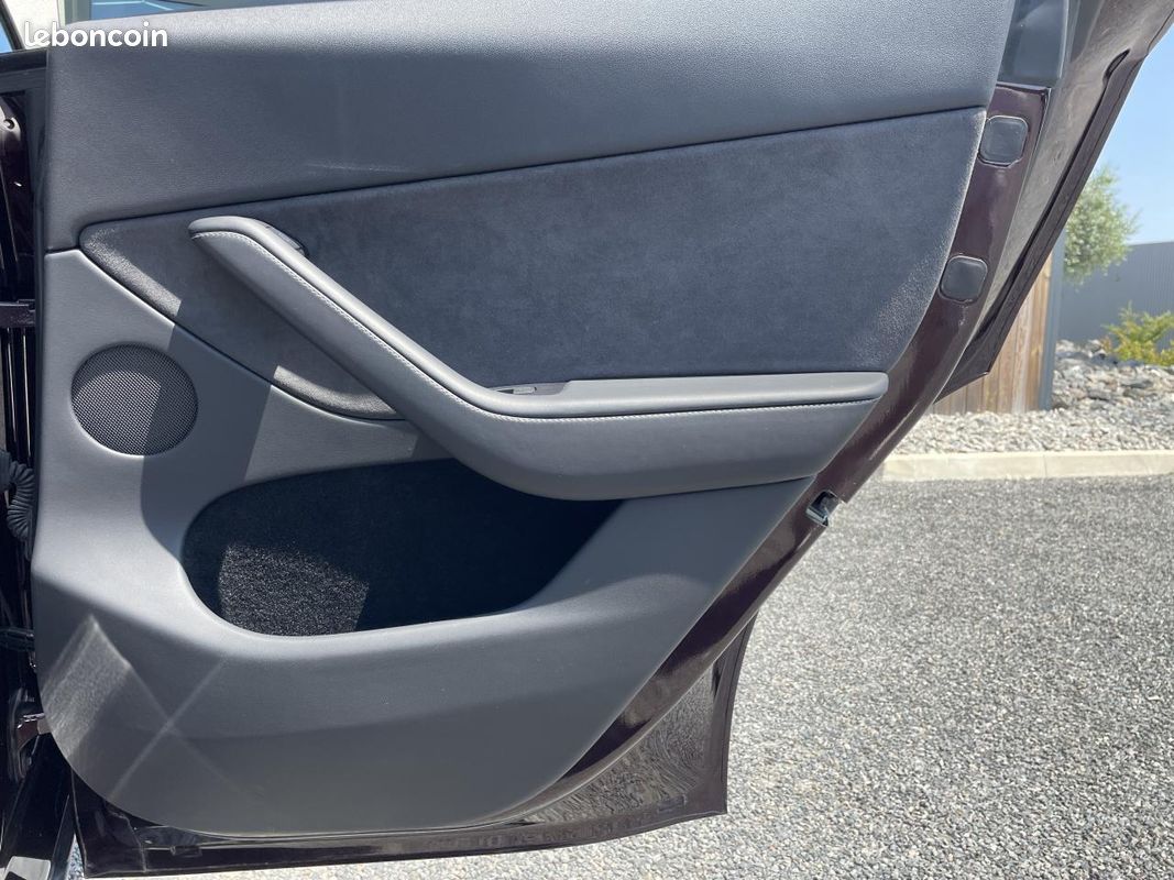 Tesla model y awd performance + attelage - garantie constructeur (image 35)