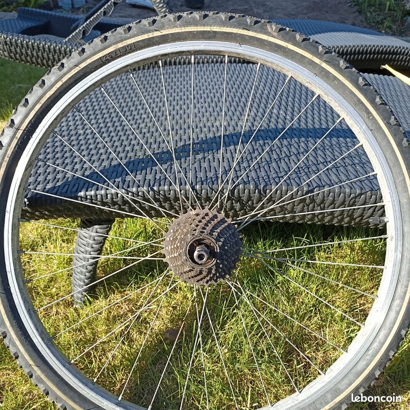 Pneu vélo 2 (image 2)