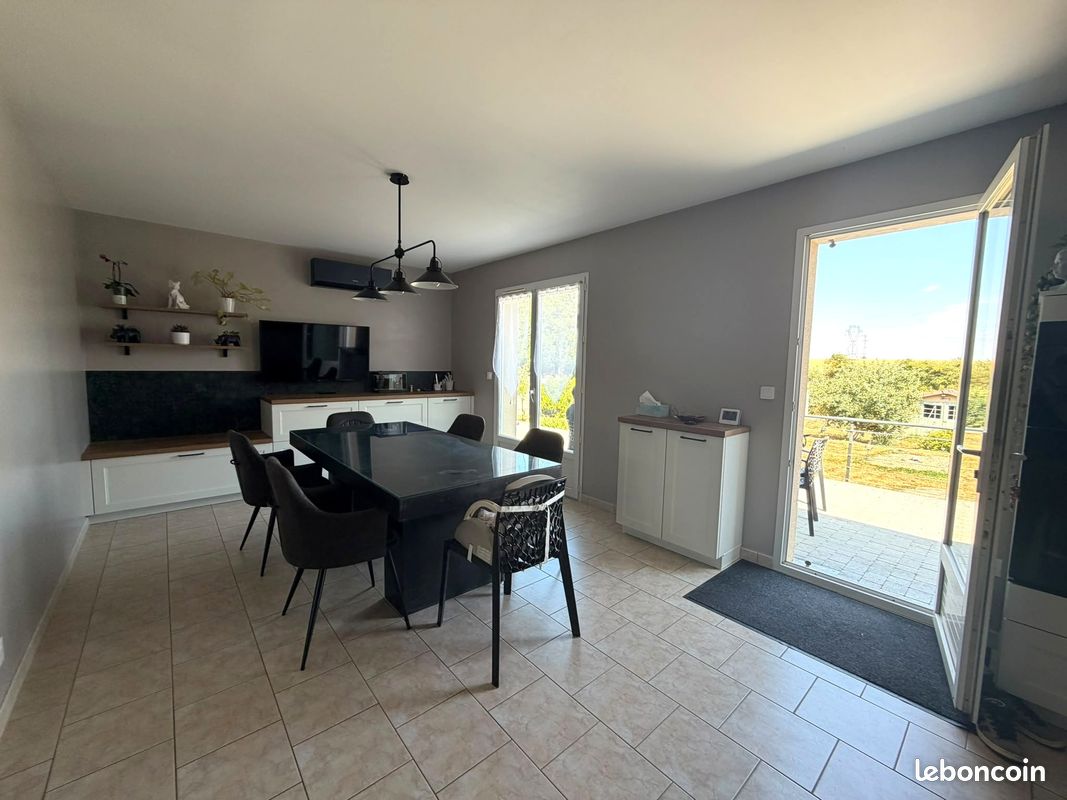 Maison 4 pièces 115 m² · à Condé · 115 m² · 215 000 €