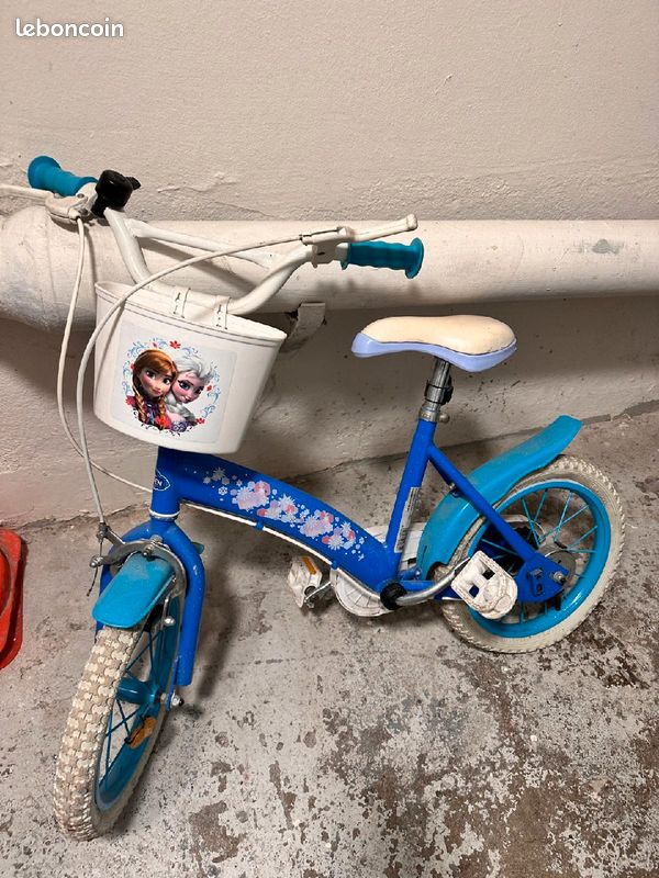 Vélos la reine de neige (image 2)
