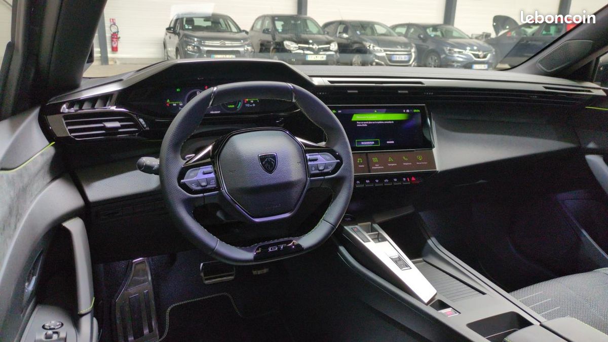 Peugeot 308 hybrid 145 e-dcs6 gt + pack vision 360 & drive assist plus (image 3)