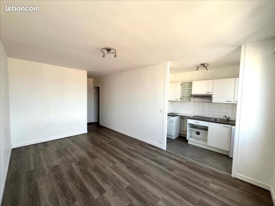 Appartement 1 pièce 30 m² · à Reims · 30 m² · 555 €