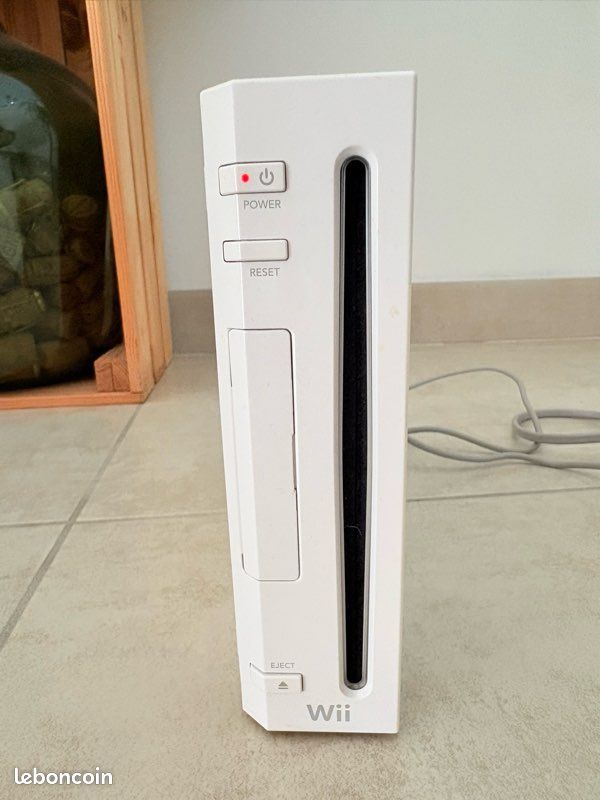 Nintendo Wii (image 2)