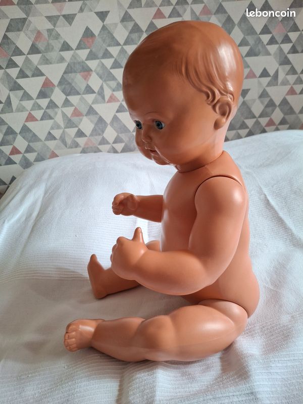 Poupée fille Schildkröt vintage : objet de collection allemand des