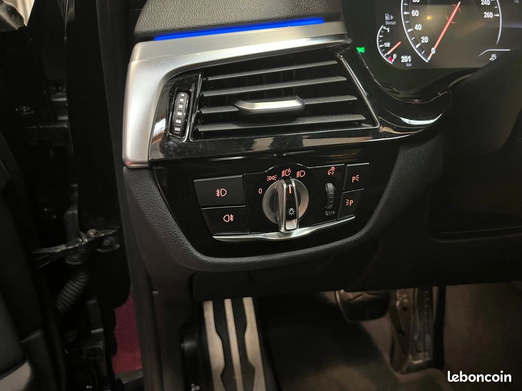 Bmw SERIE 5 TOURING 520 D 2.0 190 ch X DRIVE M SPORT / ENTRETIEN COMPLET BMW / MATRIX LED (image 22)