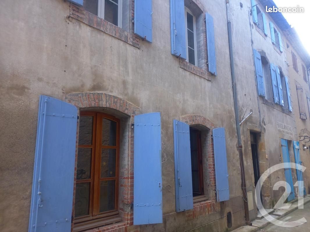 Maison 9 pièces 240 m² · à Couiza · 240 m² · 150 000 €