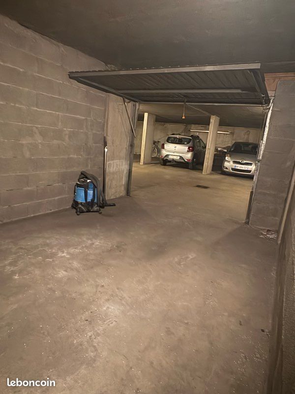 Box de garage sécurisé Angers-Belle-beille · 100 €/mois