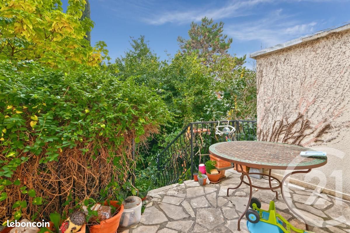 Maison 5 pièces 80 m² · à Le Bourget · 80 m² · 380 000 €