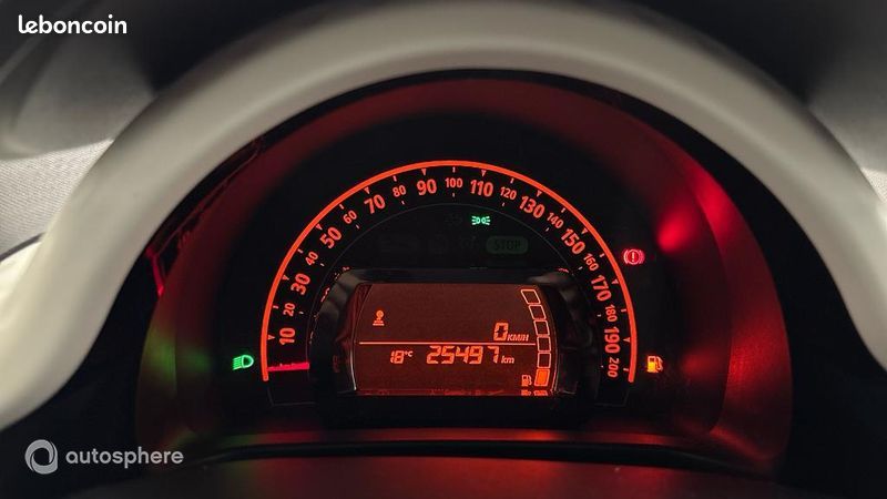 Renault Twingo 1.0 SCe 65ch Equilibre (image 10)