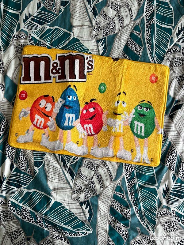 🍫 Tapis en velours / peluche M&M’s tout doux décoratif intérieur ou extérieur 🍭 (image 3)