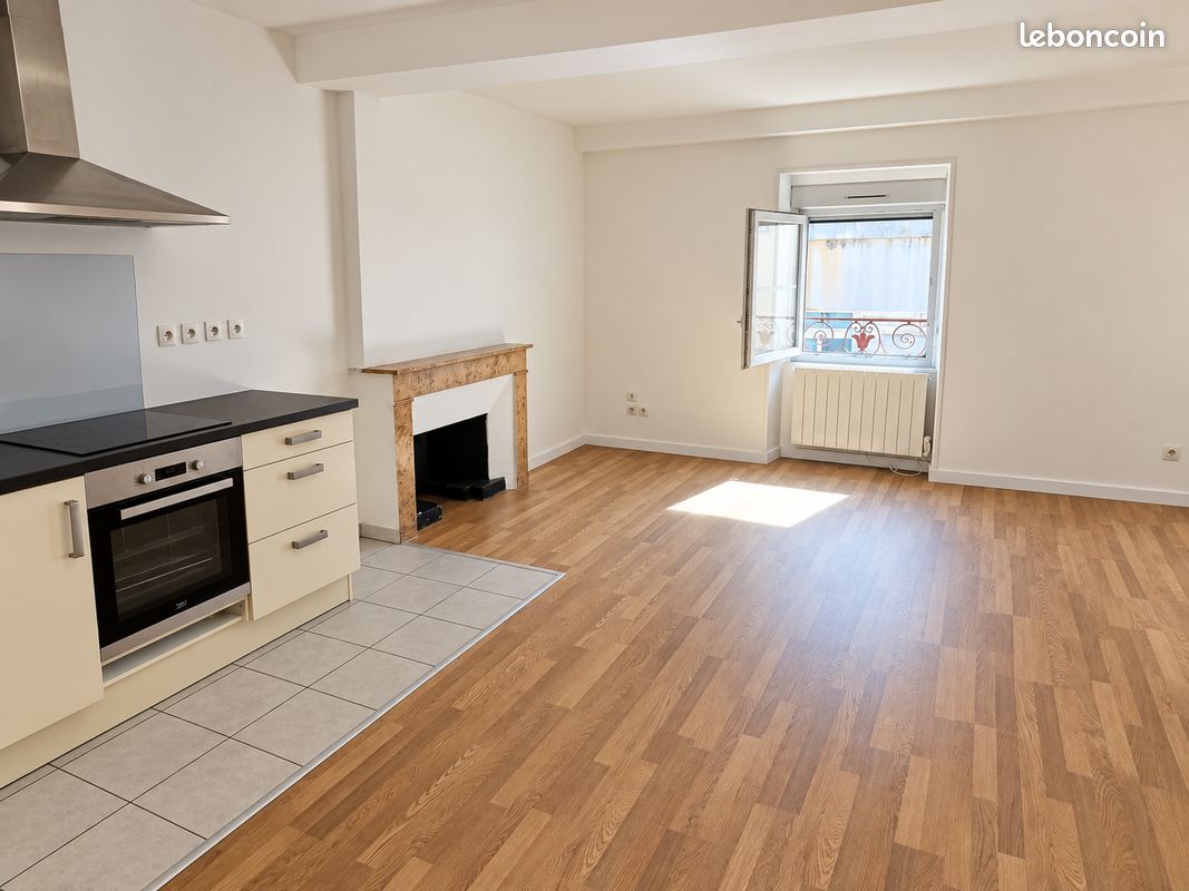 Appartement 1 pièce 32 m² · à Bourgoin-Jallieu · 32 m² · 99 000 €