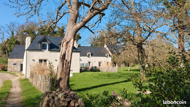 Propriété 13 pièces 296 m²