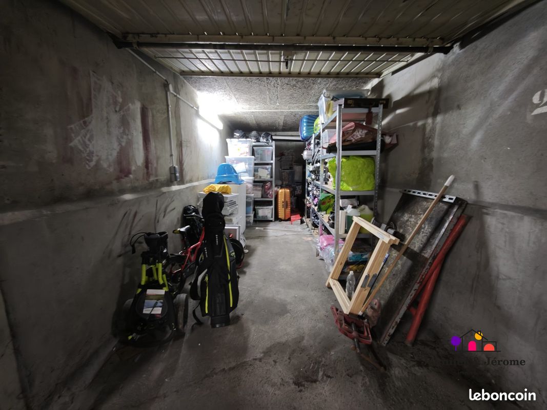 Parking 14 m² · à Enghien-les-Bains · 14 m² · 150 €/mois