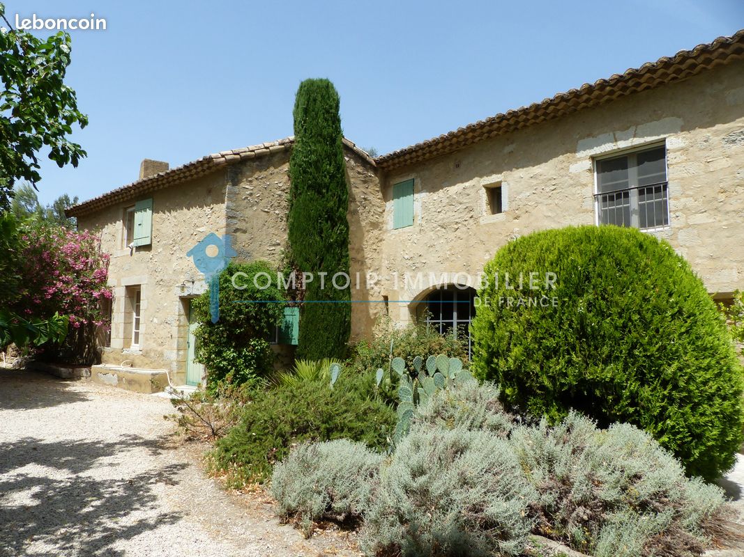 Maison 14 pièces 430 m² · à Boulbon · 430 m² · 2 995 000 €