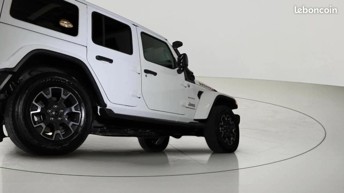Jeep Wrangler Unlimited Sahara 2.0 Turbo 272 ch * 4x4 * Full Cuir * ACC * CarPlay * Écran 12.3 * LED (image 5)