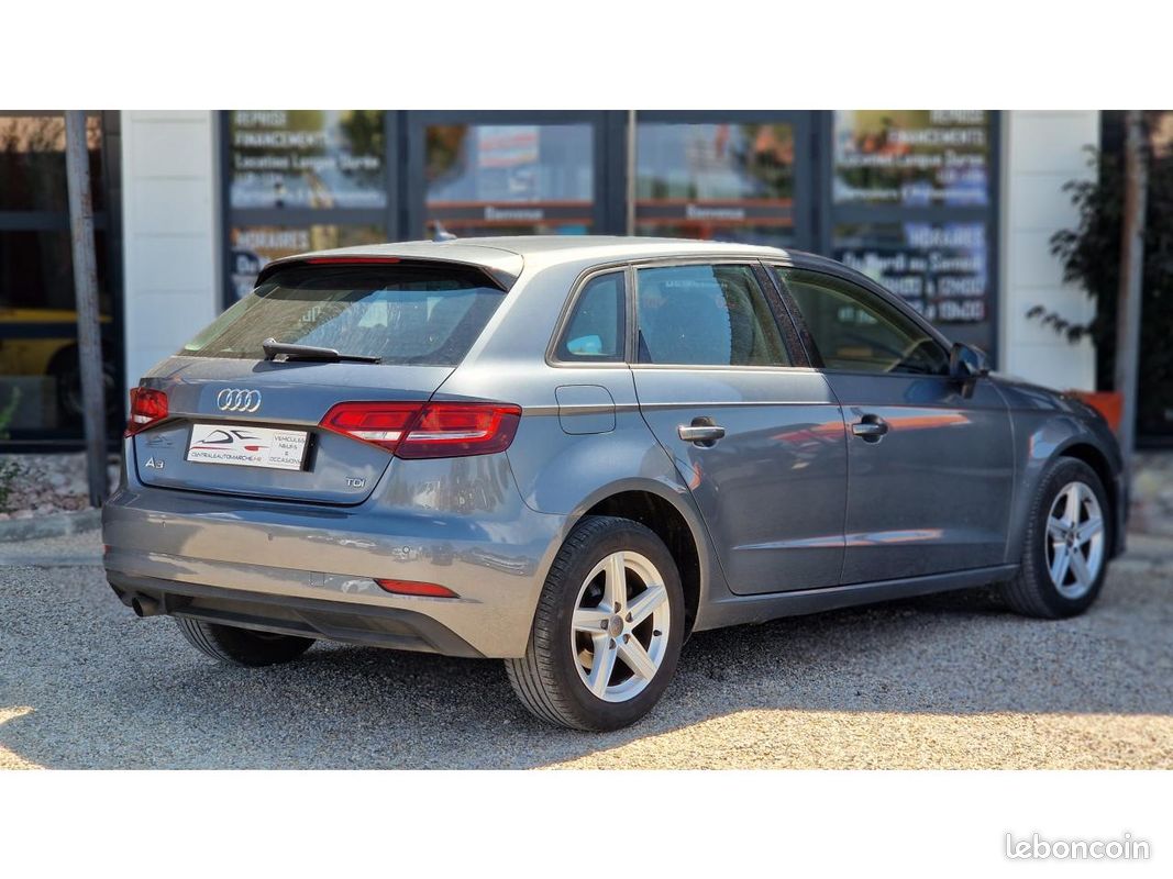 AUDI A3 Sportback 1.6 TDI - 110 Business Line (image 9)