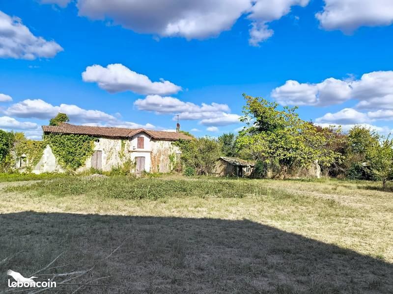 Maison 5 pièces 193 m² · à Montlieu-la-Garde · 193 m² · 350 064 €