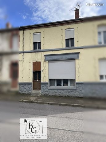 https://img.leboncoin.fr/api/v1/lbcpb1/images/cf/03/d4/cf03d4b8951a82f5d05f1e812bd247524b4de107.jpg?rule=ad-image