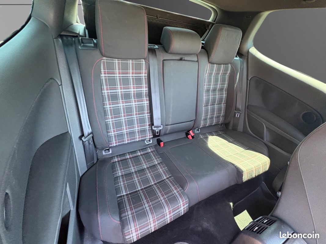 Volkswagen golf 2.0 tsi 210 gti (image 10)