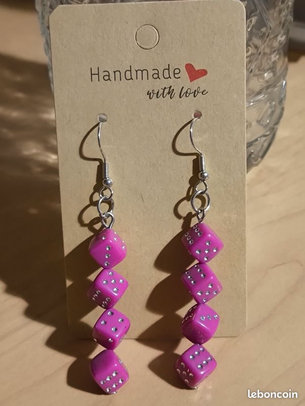 Boucles d'oreilles des rose (image 1)