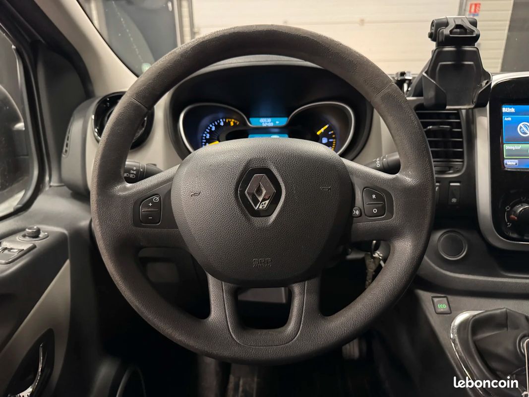 Renault TRAFIC 6 PLACES 140CH + Moteur à Chaine + Entretien OK (image 18)