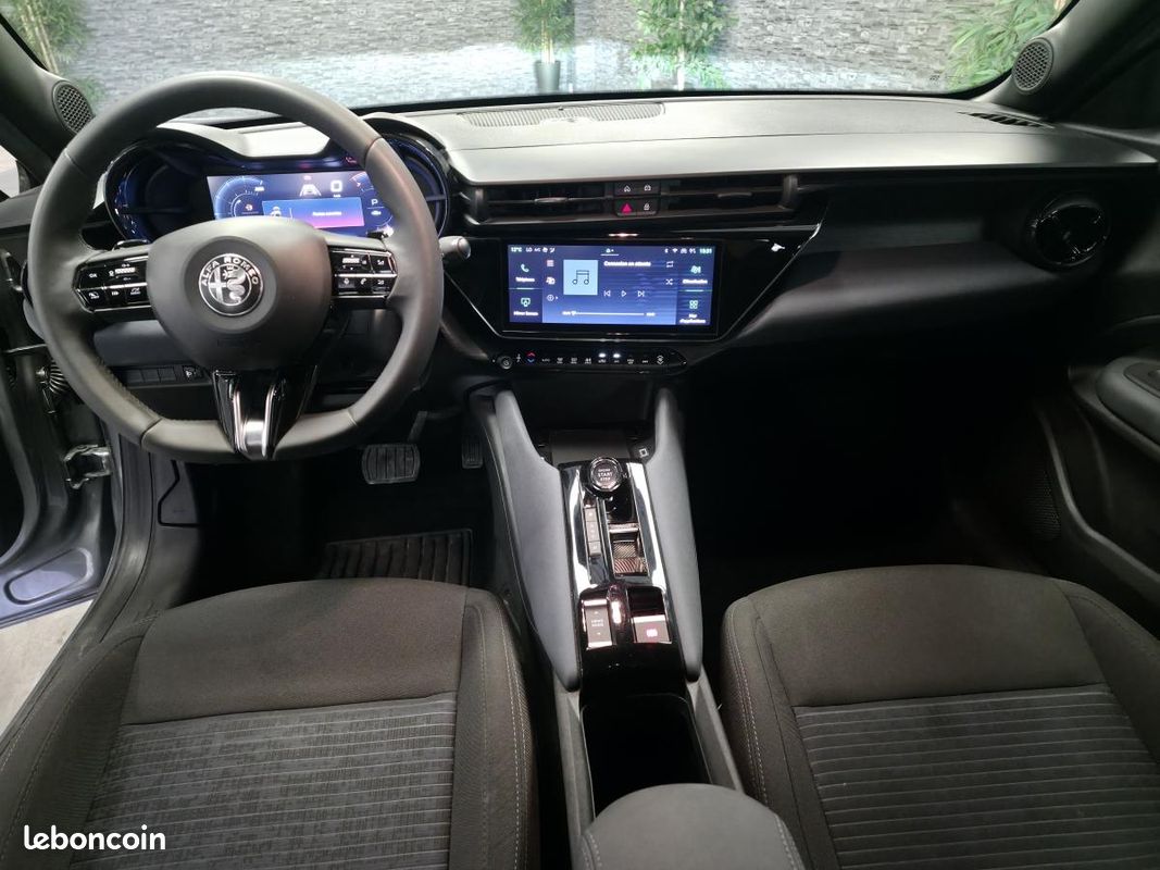 ALFA ROMEO JUNIOR 1.2 Ibrida - 136 - BV eDCT6 (image 13)