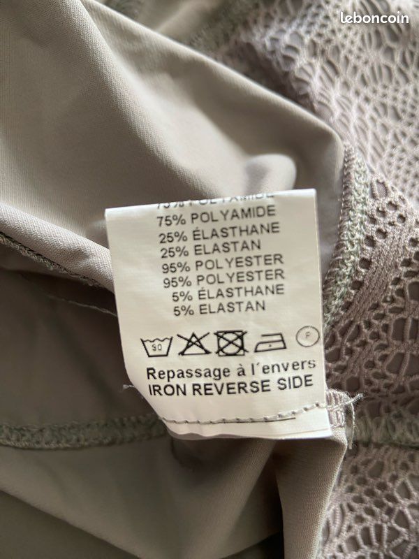 Tunique Deca Taille 1 – Multicouleur, Style Décontracté, Occasion Très Bon état
