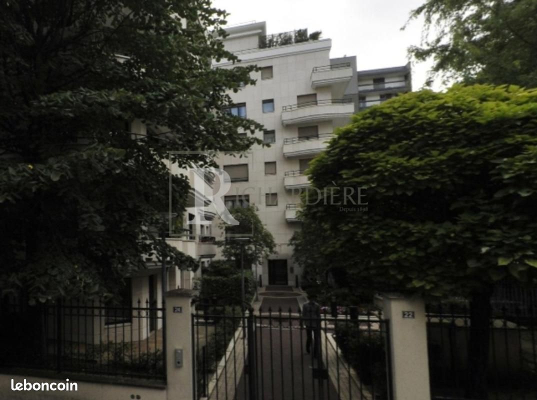 Appartement 1 pièce 25 m² · à Boulogne-Billancourt · 25 m² · 990 €/mois