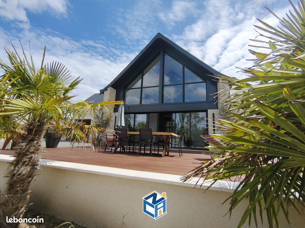 Maison 8 pièces 300 m² · à Veigné · 300 m² · 899 000 €