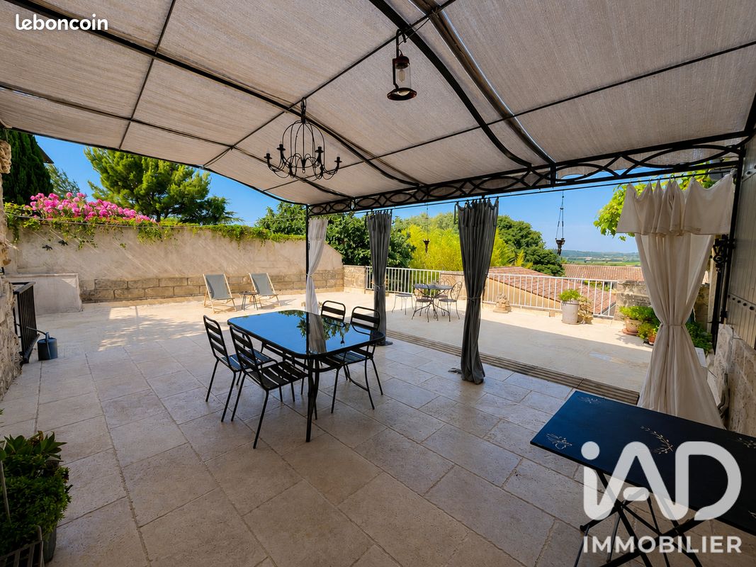 Maison 6 pièces 118 m² · à Sanilhac-Sagriès · 118 m² · 345 000 €