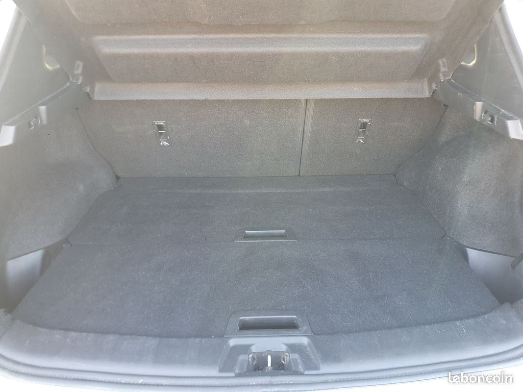 Nissan Qashqai 1,6 dci/Toit pano/Caméra/Gps/Bluetooth/Garantie et révisé/Réservation&Livraison Possible (image 10)