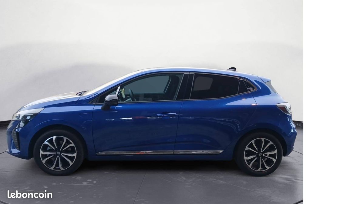 Renault clio e tech full hybrid 145 ch gsr2 techno (image 12)