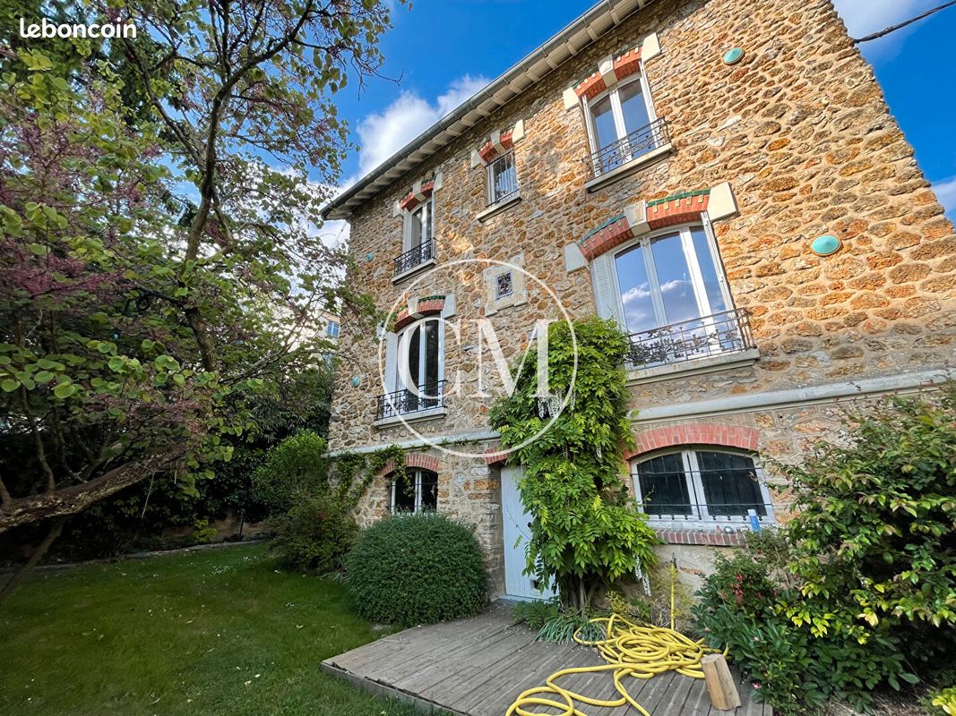 Maison 7 pièces 185 m² · à Versailles · 185 m² · 1 837 500 €