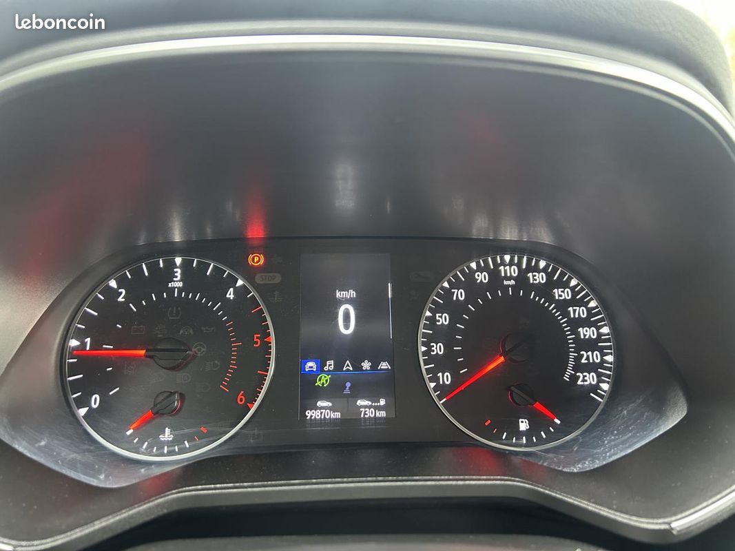 RENAULT CLIO SOCIETE 1.5 BluedCi 85 Air Nav (image 11)