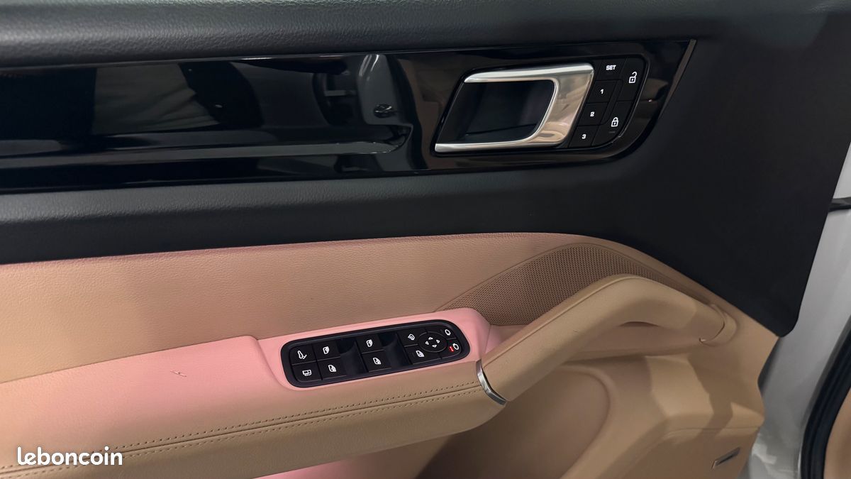 Porsche cayenne coupe 3.0 l 462 ch bva8 TVA Récupérable v6 e-hybrid platinium chrono camera carplay attelage garantie 12 mois reprise possible (image 10)
