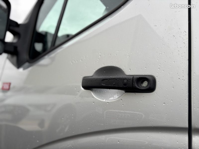 Renault MASTER III FG F3300 L2H2 2.3 DCI 180CH ENERGY CONFORT EURO6 (image 12)